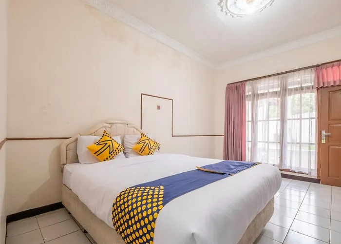 SPOT ON 2341 Hotel Padjajaran 2