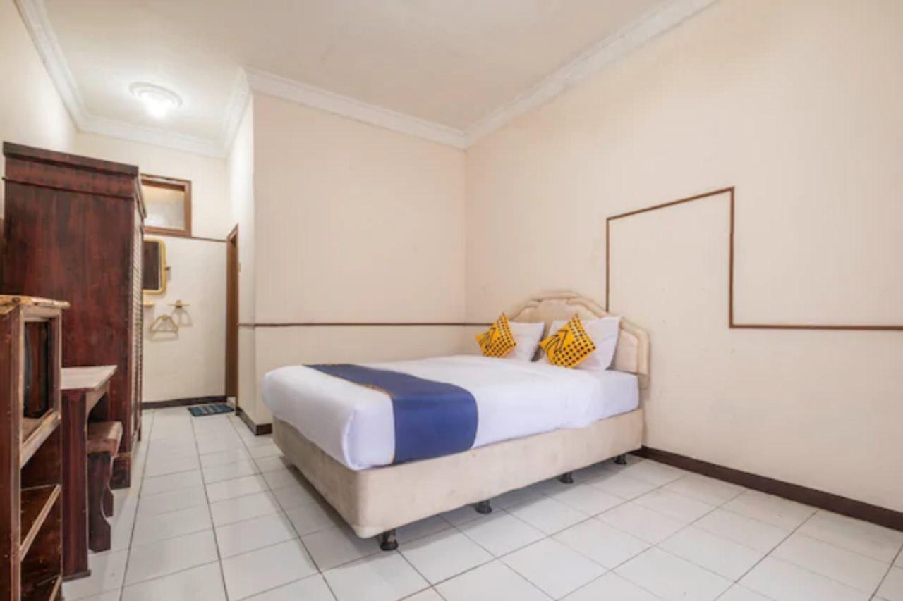 Spot On 2341 Padjajaran 2 Hotel Tasikmalaya