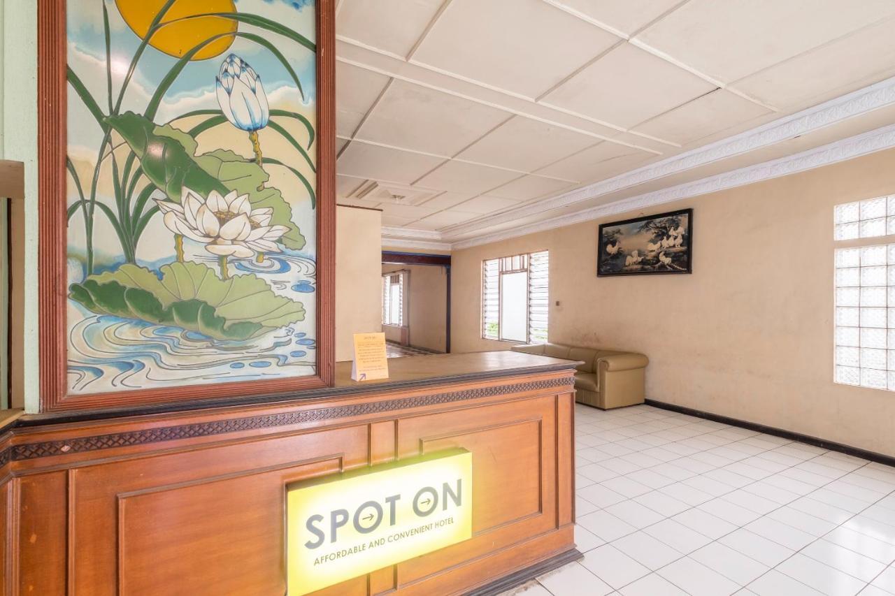 Hotel Spot On 2341 Padjajaran 2