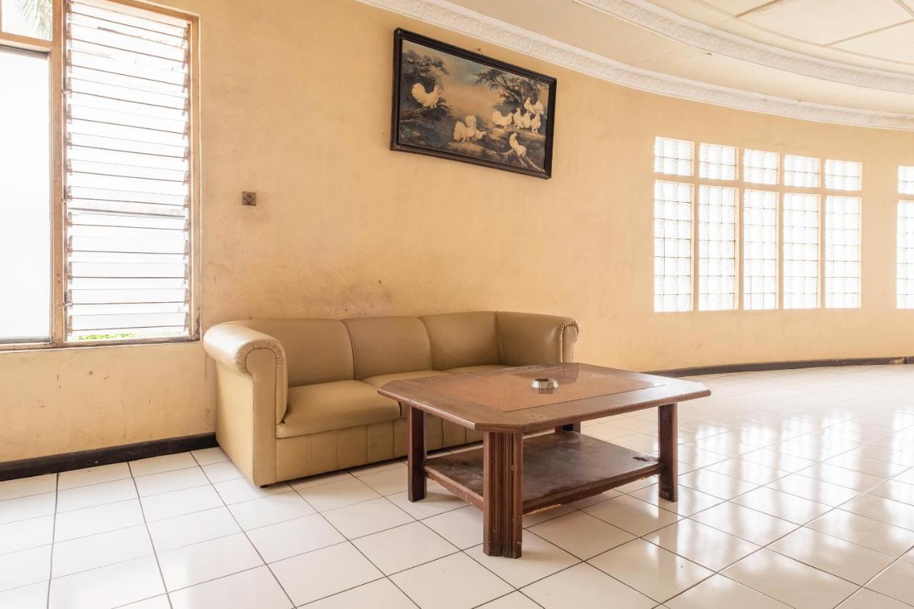 Spot On 2341 Padjajaran 2 Hotel 2*